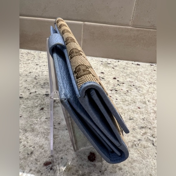 GUCCI GG Canvas Continental Wallet - Picture 3 of 14